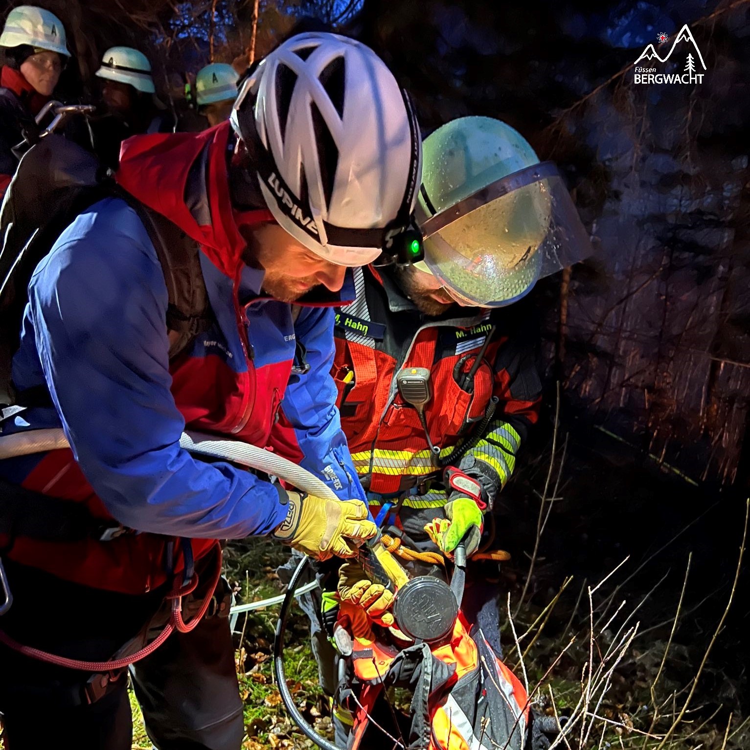 Gemeinsame Großübung der Feuerwehr Schwangau und Bergwacht Füssen: Vegetation- / Bergwaldbrand