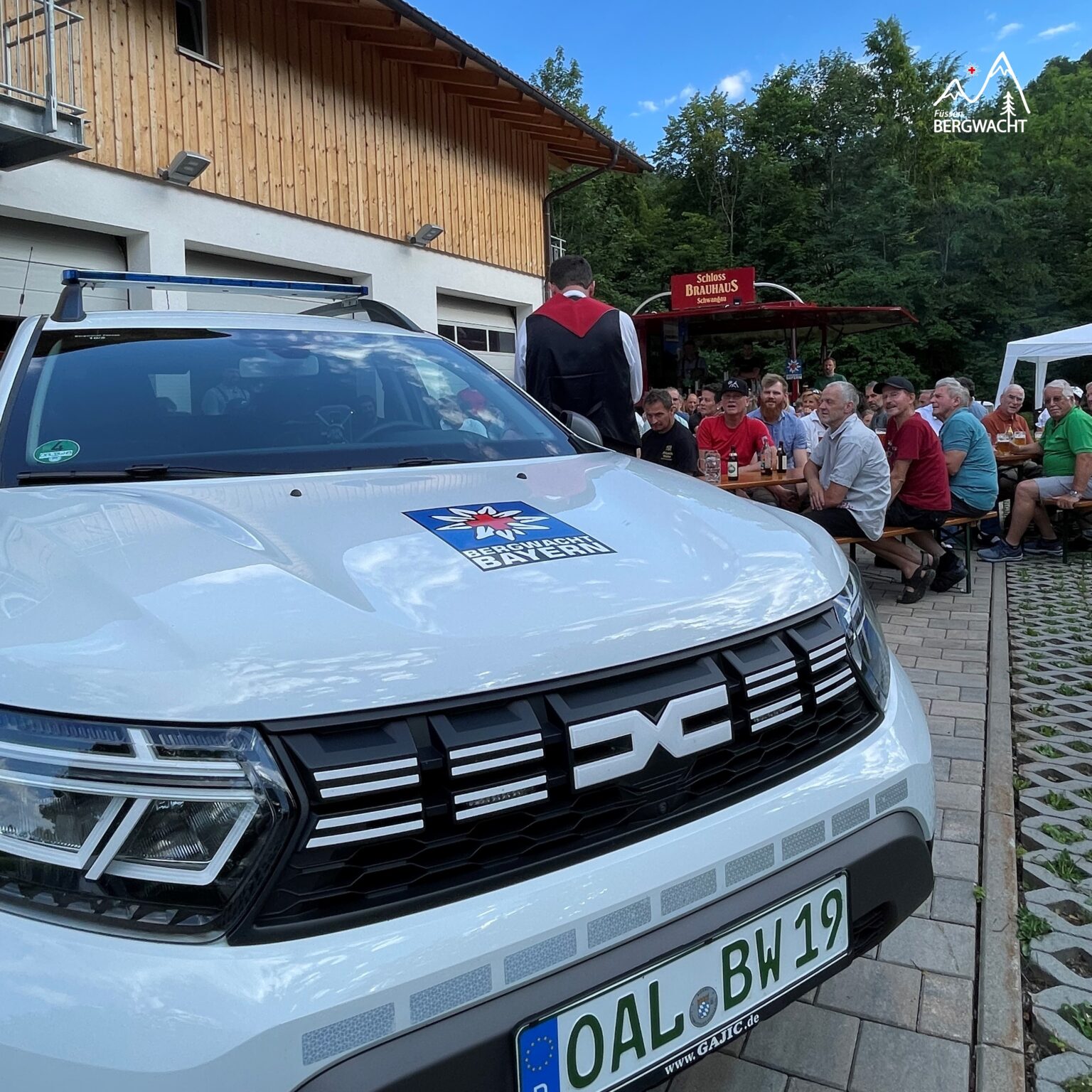 Segnung des neuen Einsatzleitfahrzeuges und Sommerfest der Bergwacht Füssen