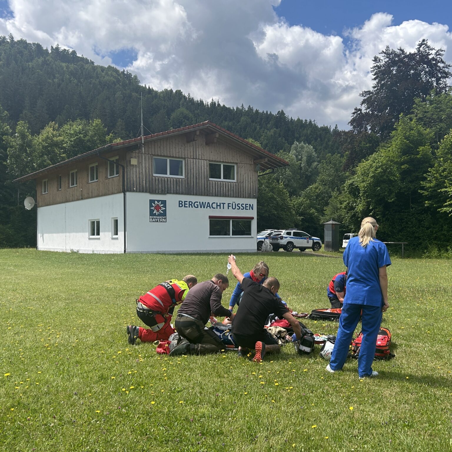 Großübung der Bergwacht Füssen mit der Tegelbergbahn und Einsatz am Hohen Straußberg